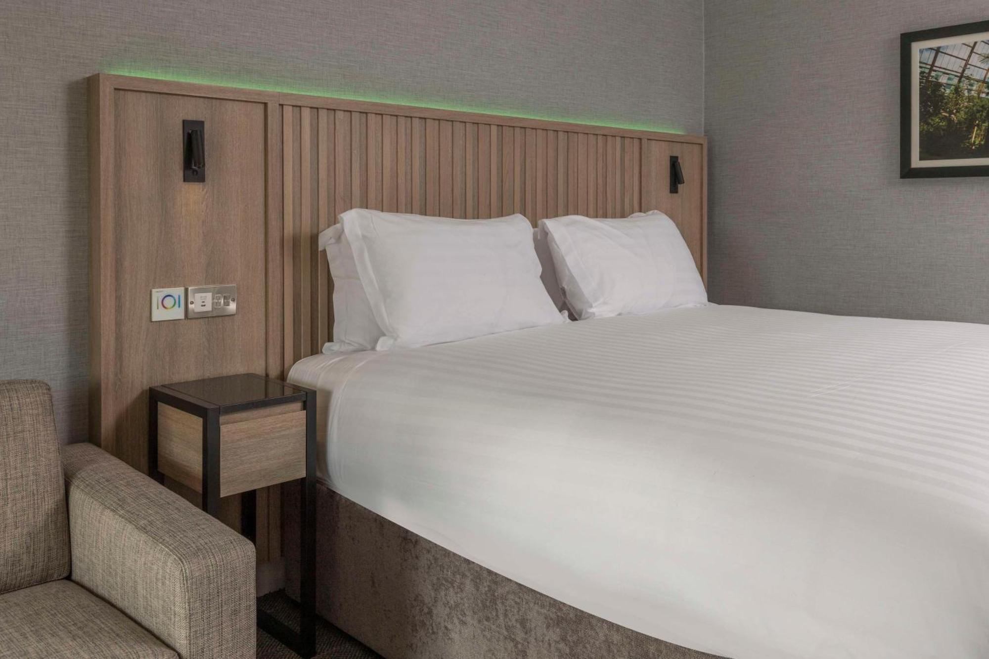 Best Western Plus The Quays Hotel Шефилд Экстерьер фото